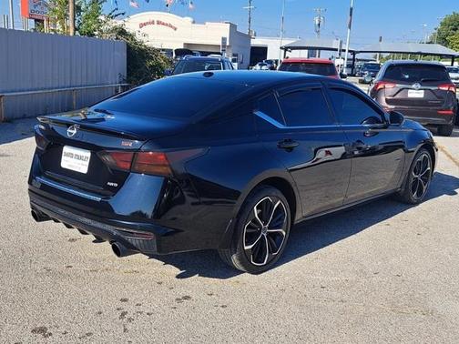 2023 Nissan Altima SR Intelligent AWD