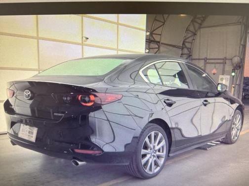 2025 Mazda Mazda3 FWD w/Preferred Package