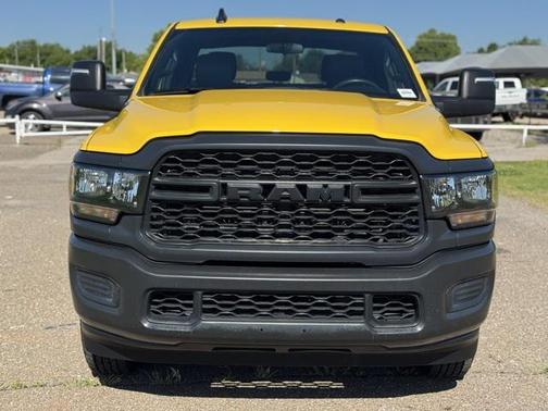 2024 RAM 2500 Tradesman Crew Cab 4x4 6'4' Box