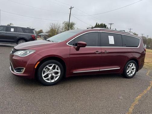 2018 Chrysler Pacifica Touring-L Plus