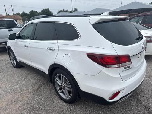 2017 Hyundai SANTA FE SE Ultimate