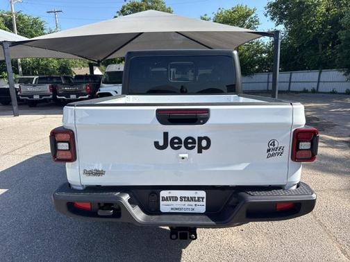2025 Jeep Gladiator Willys
