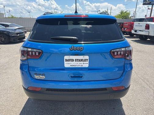 Hydro Blue Pearlcoat 2026 Jeep Compass Latitude
