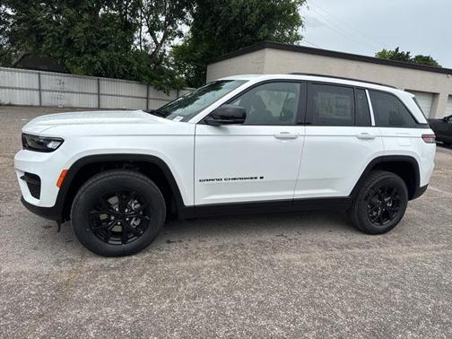 2025 Jeep Grand Cherokee Altitude