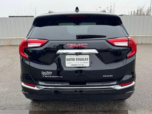 2024 GMC Terrain Denali