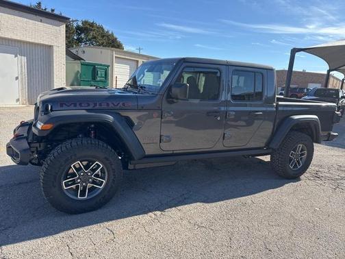 2026 Jeep Gladiator Mojave 4x4