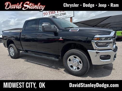 2025 RAM 2500 Tradesman Crew Cab 4x4 6'4' Box