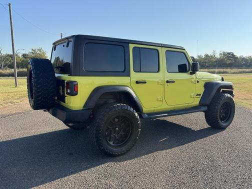 2022 Jeep Wrangler Unlimited Sport