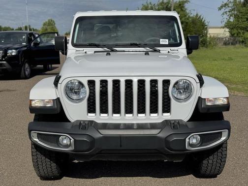 2023 Jeep Gladiator Overland