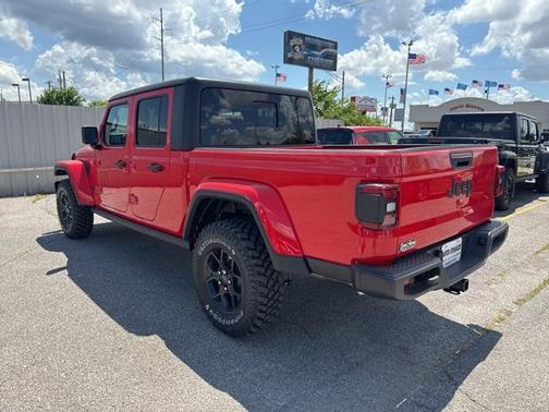 2025 Jeep Gladiator Willys