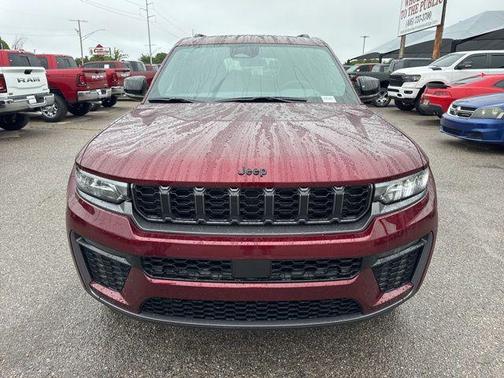 Velvet Red Pearlcoat 2026 Jeep Grand Cherokee L Limited