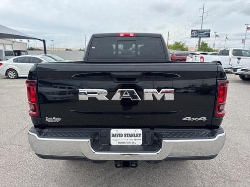 2025 RAM 2500 Tradesman Crew Cab 4x4 6'4' Box