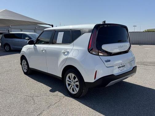 2024 Kia Soul LX