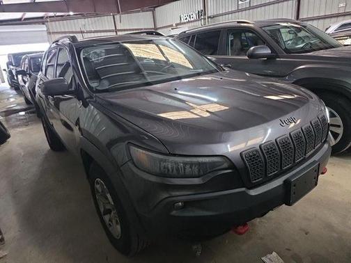 Granite Crystal Metallic Clearcoat 2021 Jeep Cherokee Trailhawk