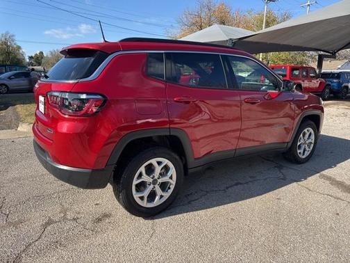 2026 Jeep Compass Latitude
