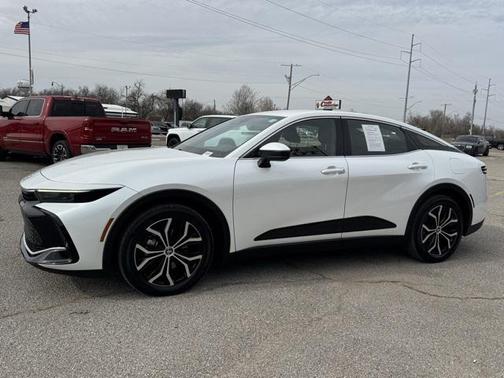 2023 Toyota Crown XLE