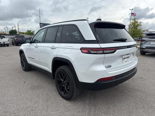 2025 Jeep Grand Cherokee Altitude