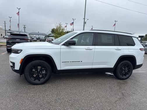 2025 Jeep Grand Cherokee L Altitude