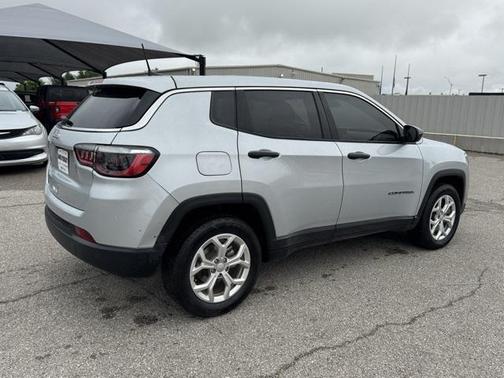 2024 Jeep Compass Sport