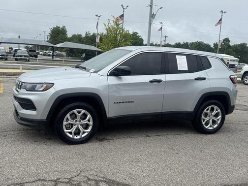 2024 Jeep Compass Sport