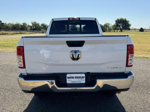 2021 RAM 2500 Tradesman Crew Cab 4x4 6'4' Box