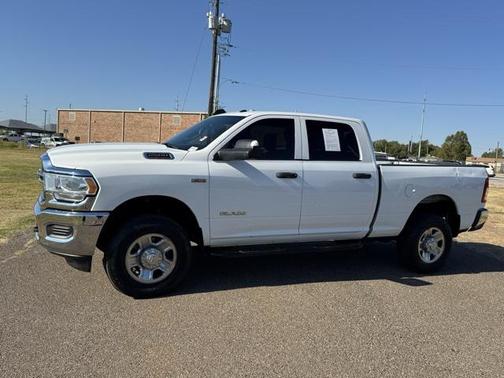 2021 RAM 2500 Tradesman Crew Cab 4x4 6'4' Box
