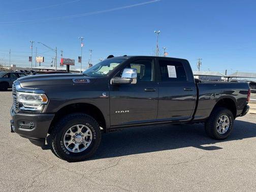 2024 RAM 2500 Laramie Crew Cab 4x4 6'4' Box