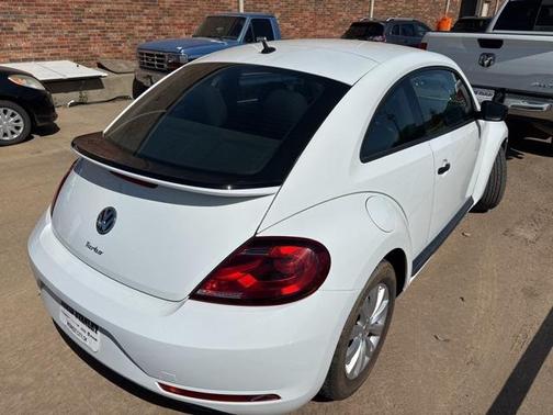2018 Volkswagen Beetle 2.0T S