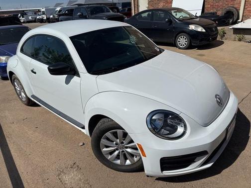 2018 Volkswagen Beetle 2.0T S