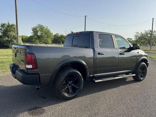 2023 RAM 1500 Classic Warlock Crew Cab 4x4 5'7' Box