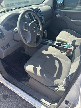 Glacier White 2016 Nissan Frontier SV