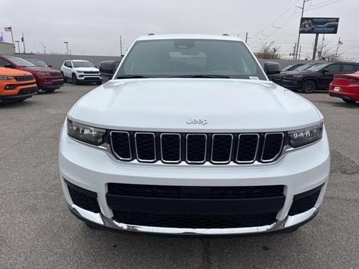 2025 Jeep Grand Cherokee L Laredo