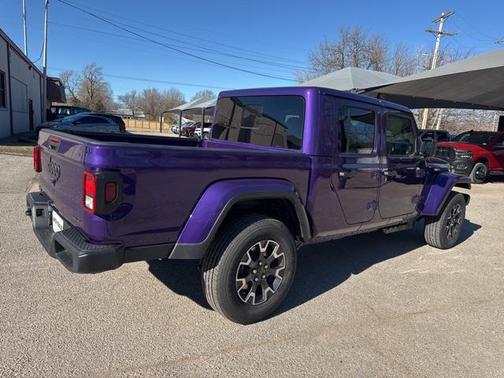 2026 Jeep Gladiator Sport