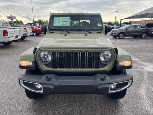 2025 Jeep Gladiator Sport S