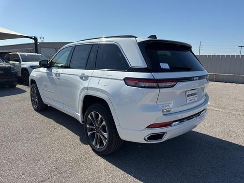 2025 Jeep Grand Cherokee Overland