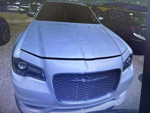 2023 Chrysler 300 Touring