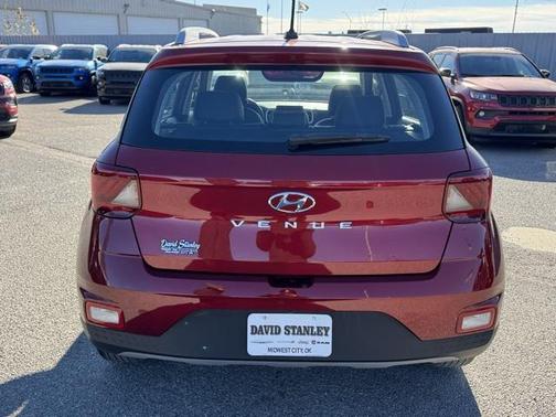 2024 Hyundai VENUE Limited