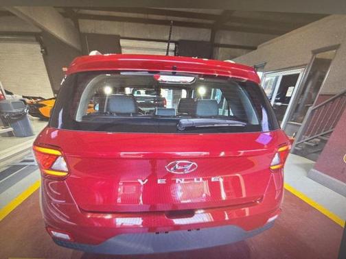 2024 Hyundai VENUE Limited