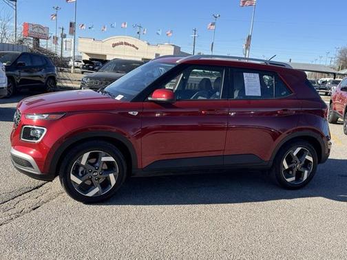 2024 Hyundai VENUE Limited