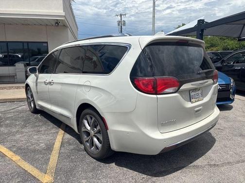 2020 Chrysler Pacifica Limited