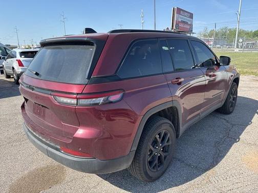 2024 Jeep Grand Cherokee Altitude
