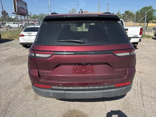2024 Jeep Grand Cherokee Altitude