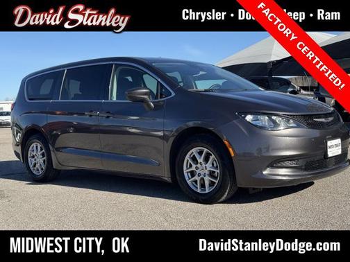 2023 Chrysler Voyager LX