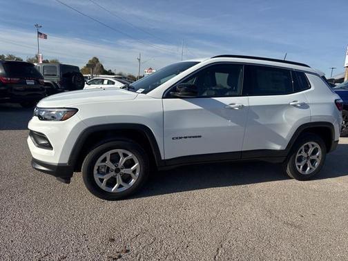 2026 Jeep Compass Latitude