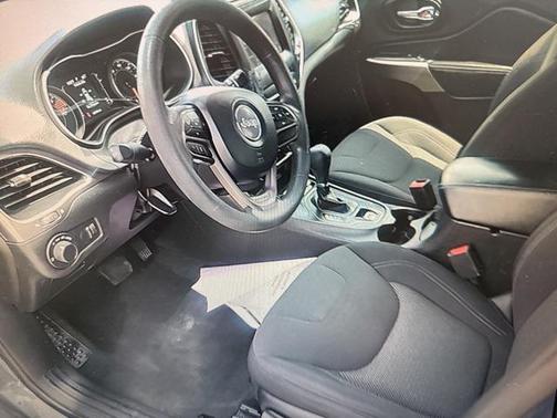 2021 Jeep Cherokee Latitude