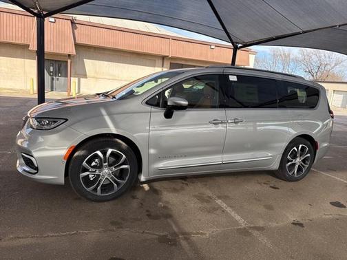 2026 Chrysler Pacifica L