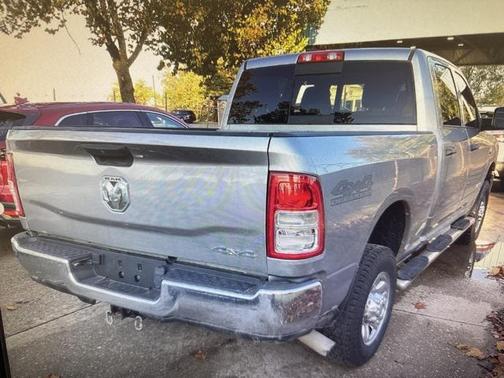 2021 RAM 2500 Tradesman Crew Cab 4x4 6'4' Box