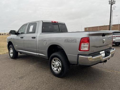 2021 RAM 2500 Tradesman Crew Cab 4x4 6'4' Box