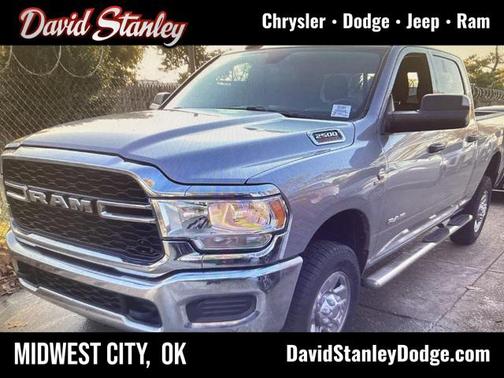 2021 RAM 2500 Tradesman Crew Cab 4x4 6'4' Box