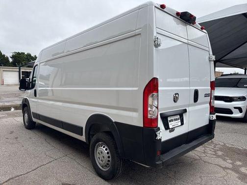 Bright White Clearcoat 2026 RAM ProMaster 2500 High Roof